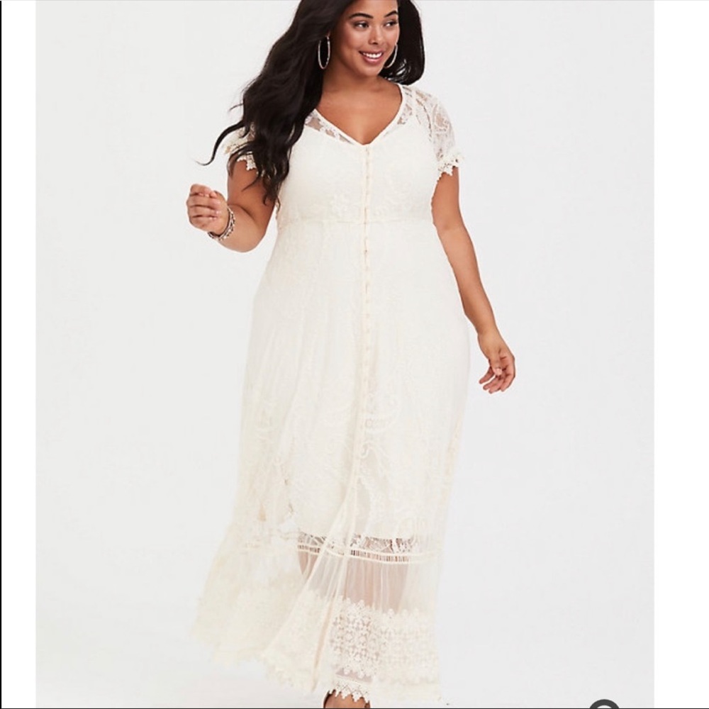 Torrid Ivory Lace Overlay Button Front Maxi Dress